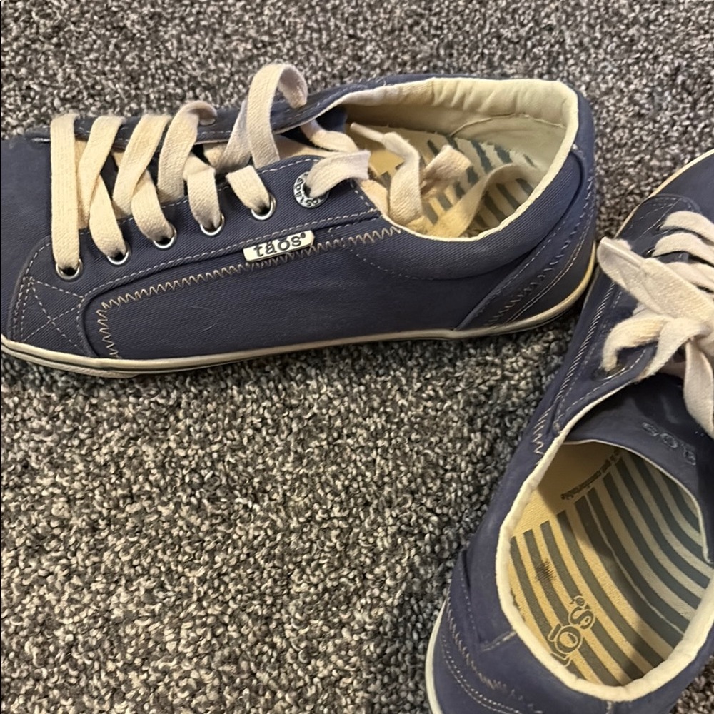 Taos Footwear Blue Sneakers